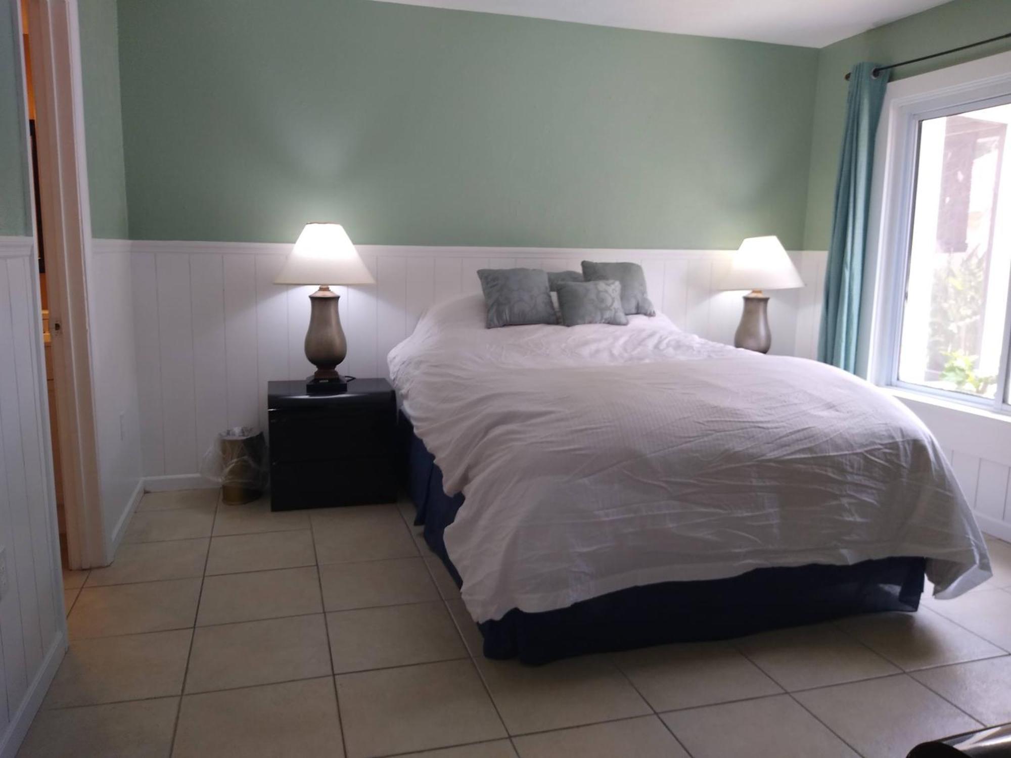 Affordable Two Bedroom Tropical Condo - Private Beach, Pools, Hot Tub St. Petersburg Eksteriør bilde